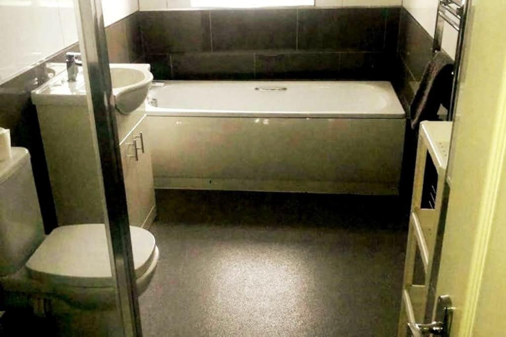 Short Term Lets From £15 Per Person Per Night Lejlighed Bristol Eksteriør billede