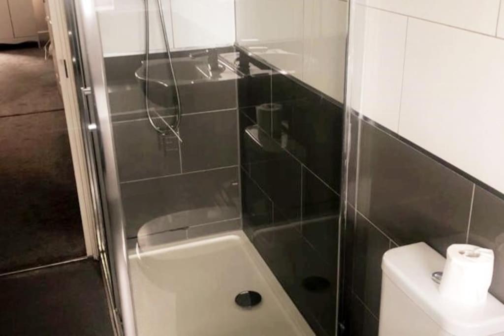 Short Term Lets From £15 Per Person Per Night Lejlighed Bristol Eksteriør billede
