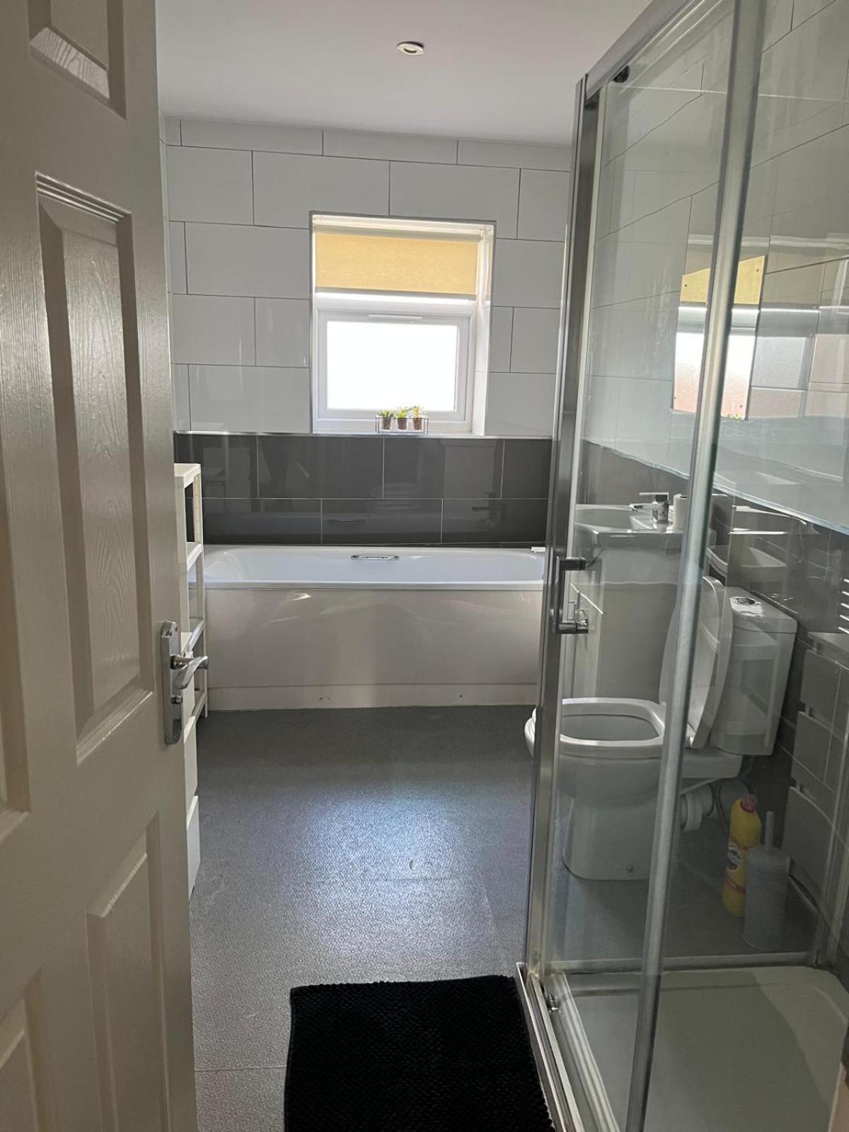 Short Term Lets From £15 Per Person Per Night Lejlighed Bristol Eksteriør billede